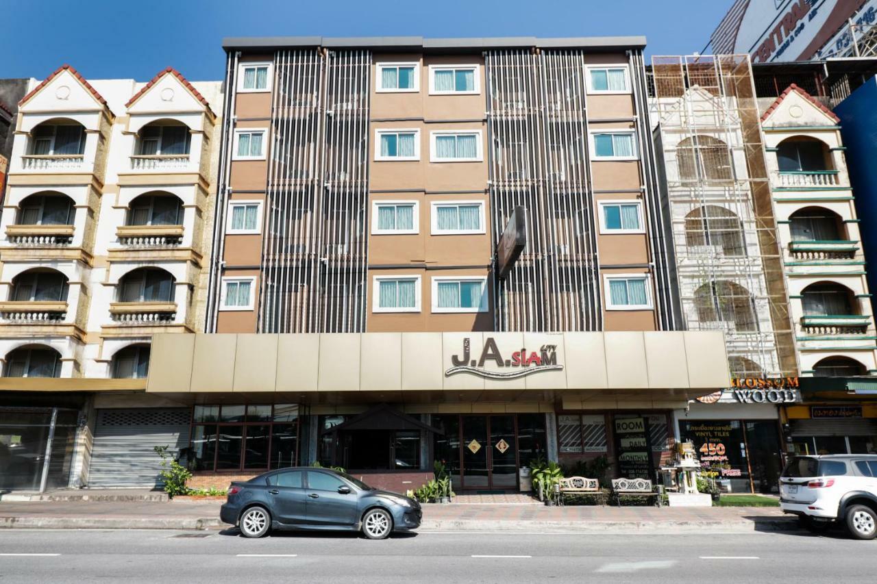 Oyo 120 Ja Siam City Near Bangkok Hospital Pattaya Eksteriør bilde